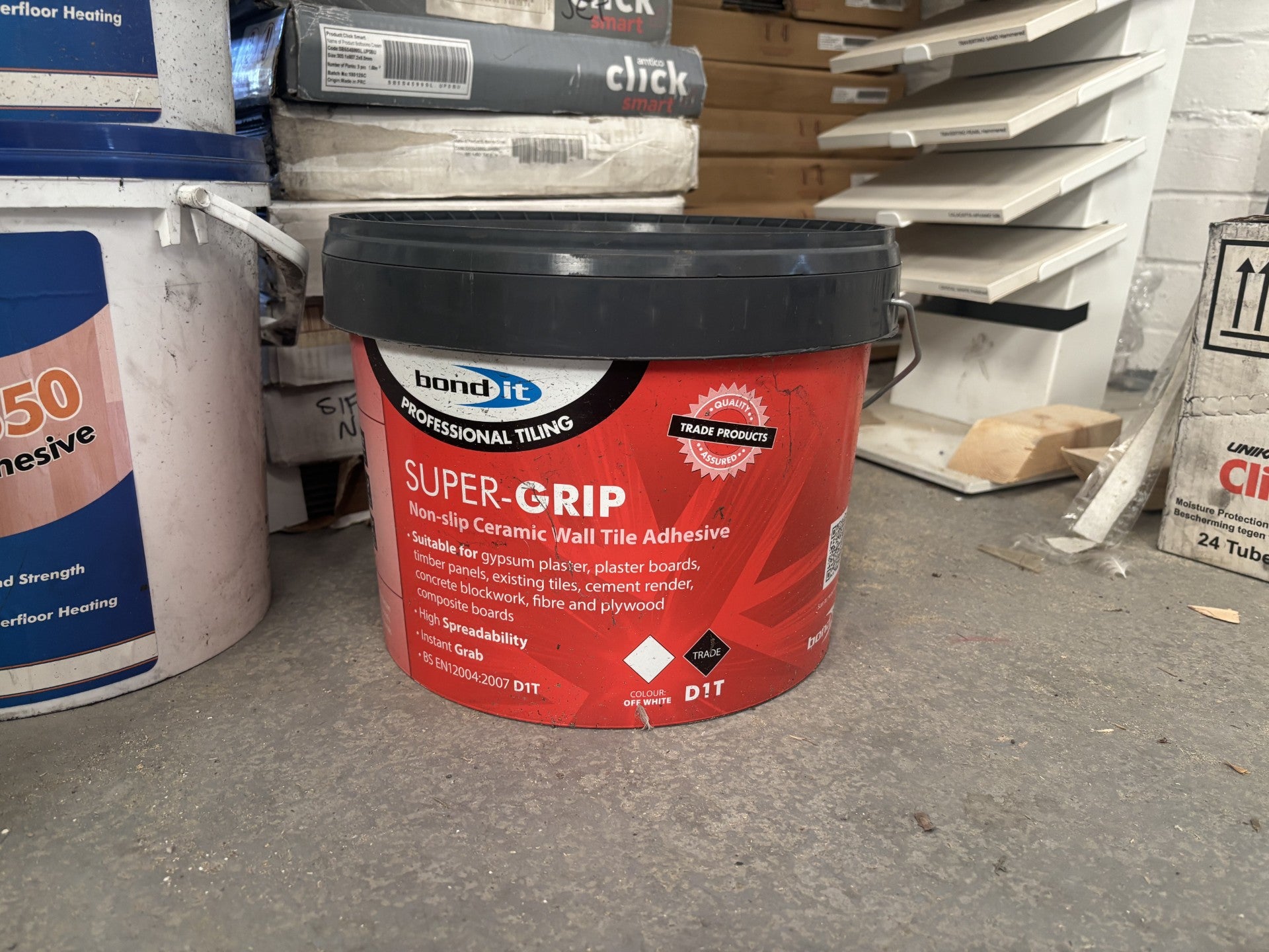 Bond it - Super Grip - Non slip cermaic wall tile adhesive - Off white